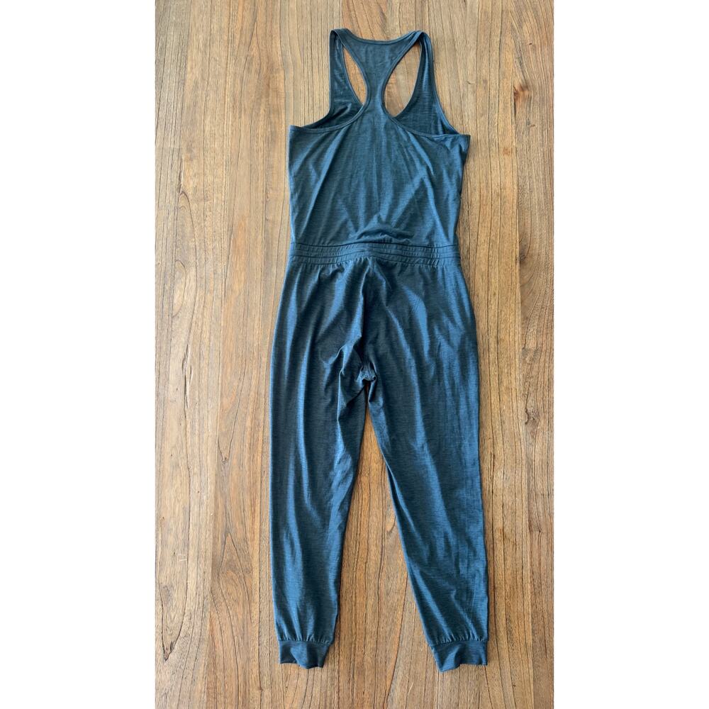 Vuori Lux Jumpsuit - Size M - Picture 3 of 6